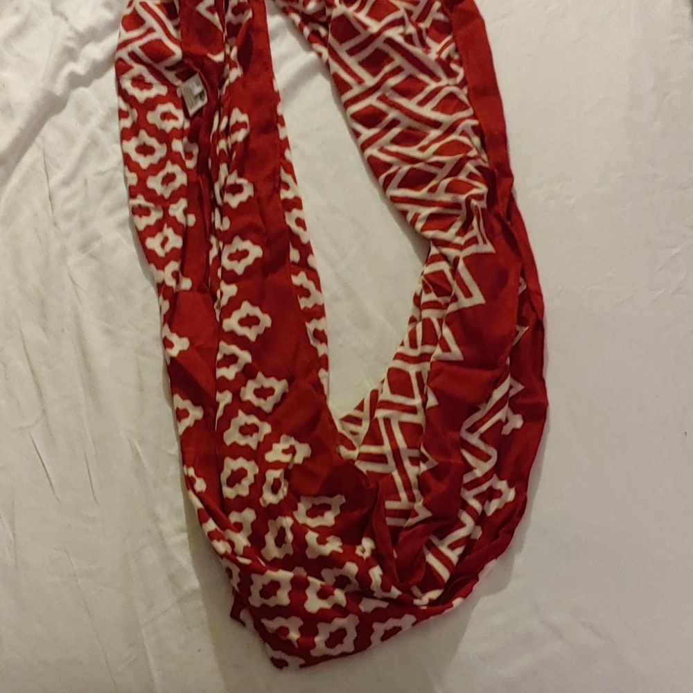 Red and white scarf